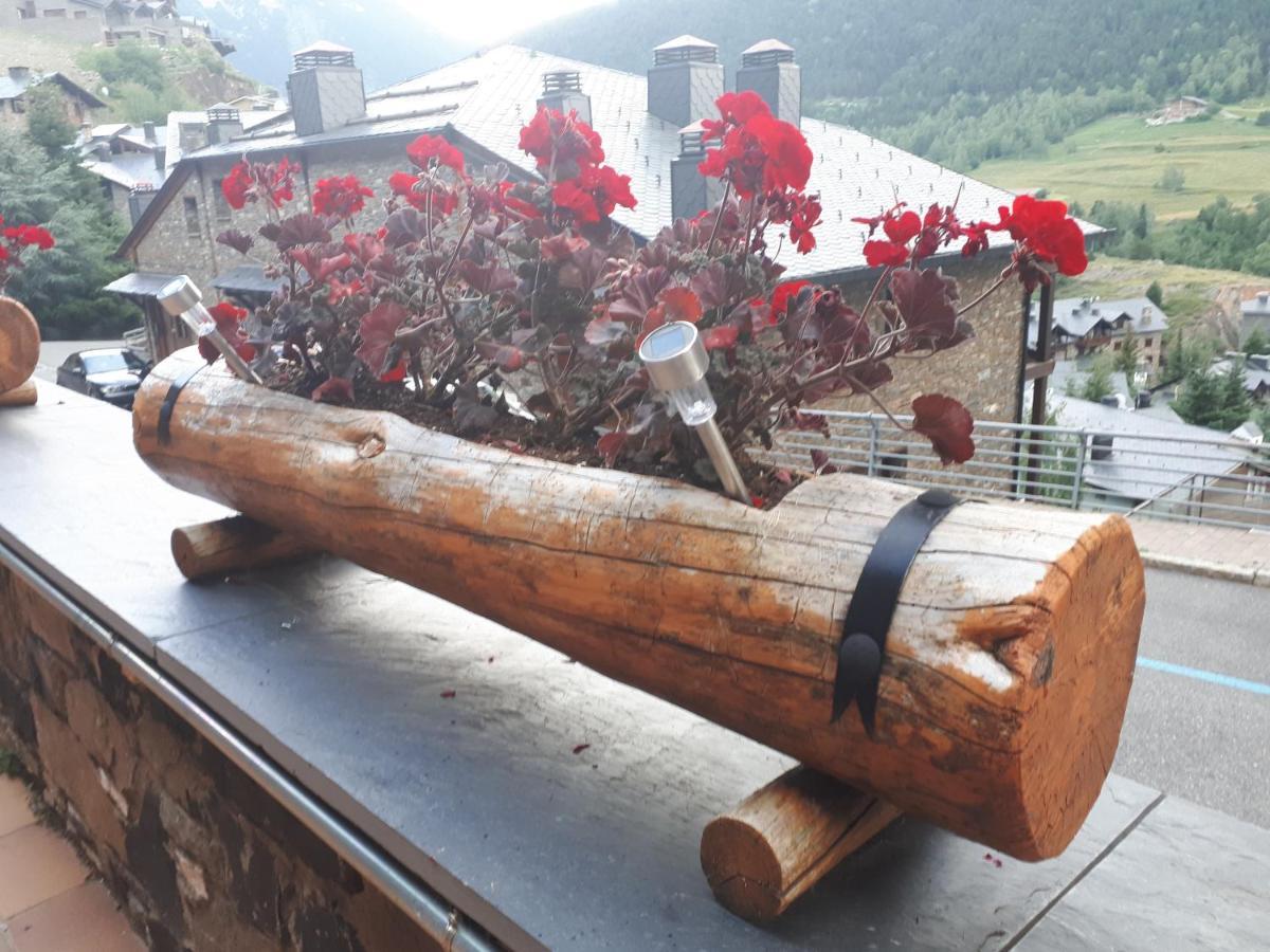 Una Terraza Con Encanto El Tarter Eksteriør billede